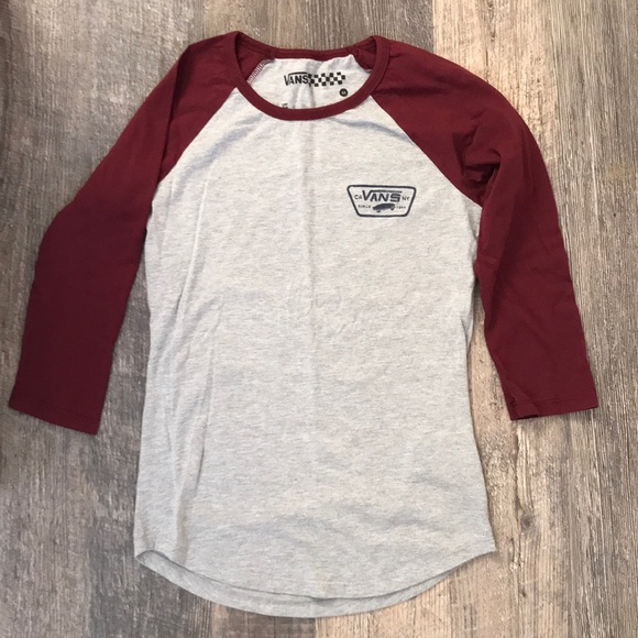 Vans Tops - Vans 3/4 length tee
